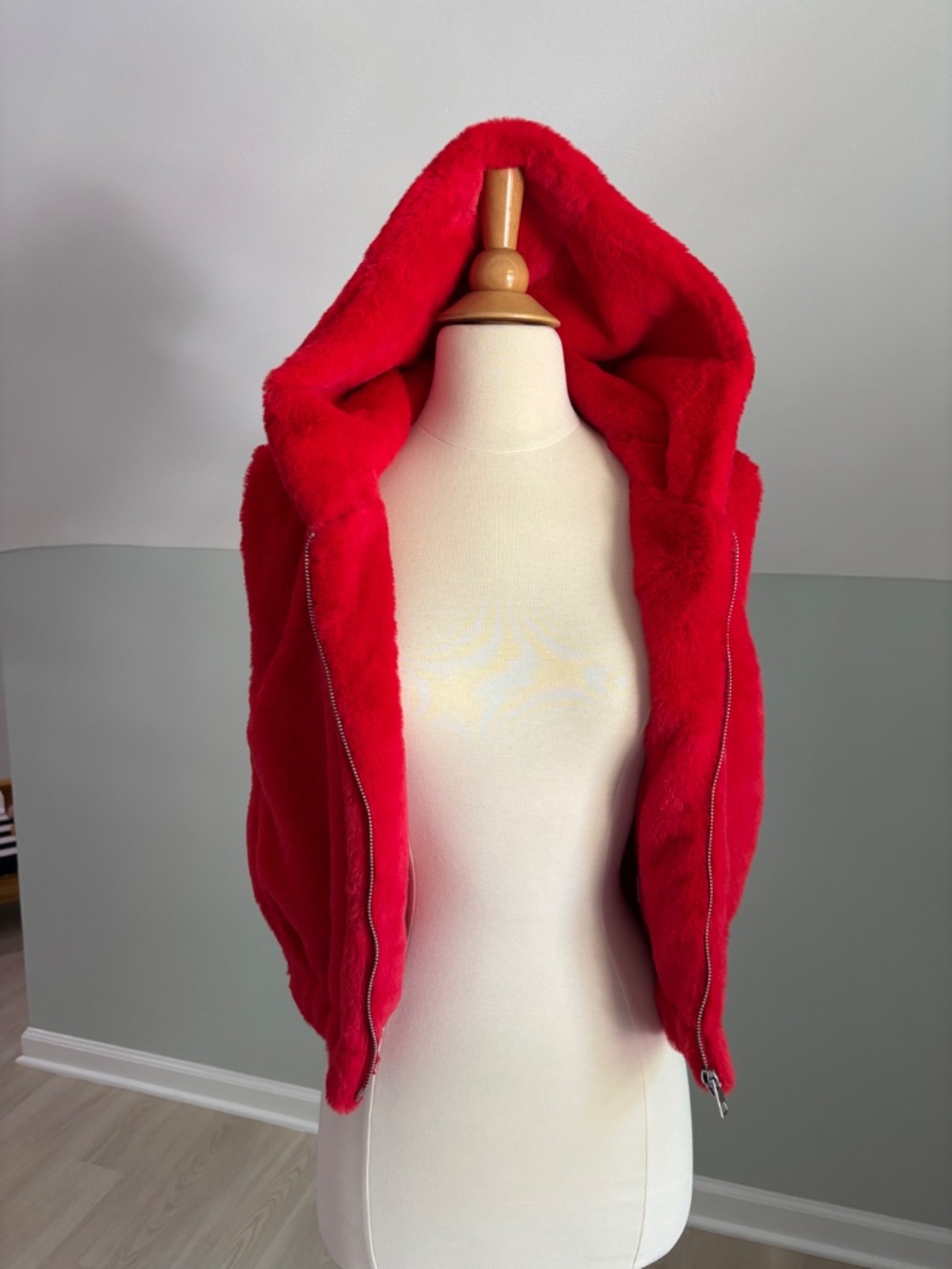 Love Tree red faux fur hooded vest - Picture 3 of 5